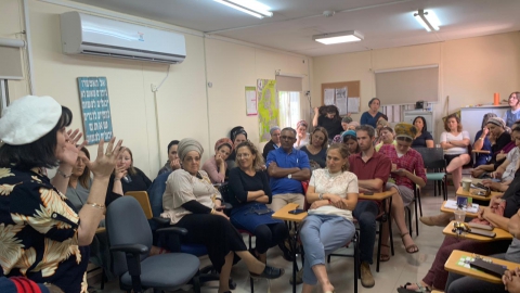 קיוסק למיצוי זכויות (2).jpg