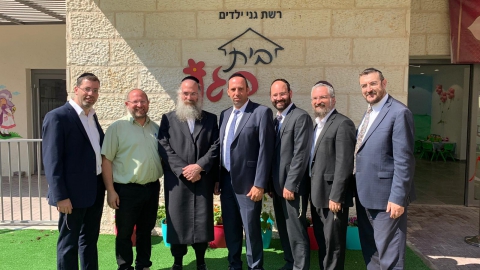 בית שמש חנכה שני מבנים קבועים לגנים (2).jpg